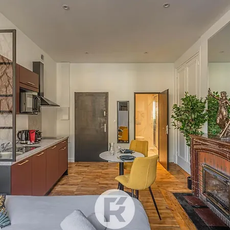 R'Apparts Studio Chic Des Quais Grenoble Exterior photo