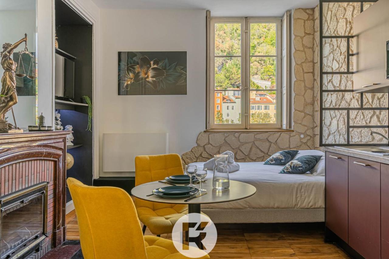 R'apparts Chic Des Quais Apartment